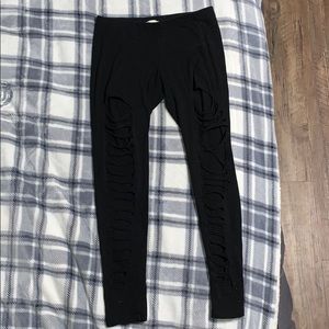 leggings ripped